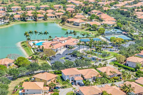 7831 SW 195th Ter, Cutler Bay FL 33157
