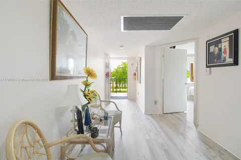 1400 SW 137 Ave # 311F, Pembroke Pines FL 33027