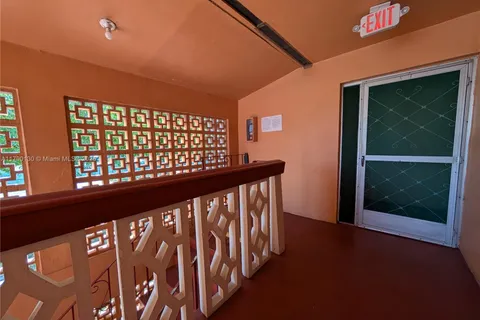 19080 NE 3rd Ct # 311, Miami FL 33179
