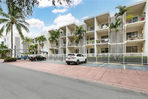 641 Espanola Way # 9, Miami Beach FL 33139