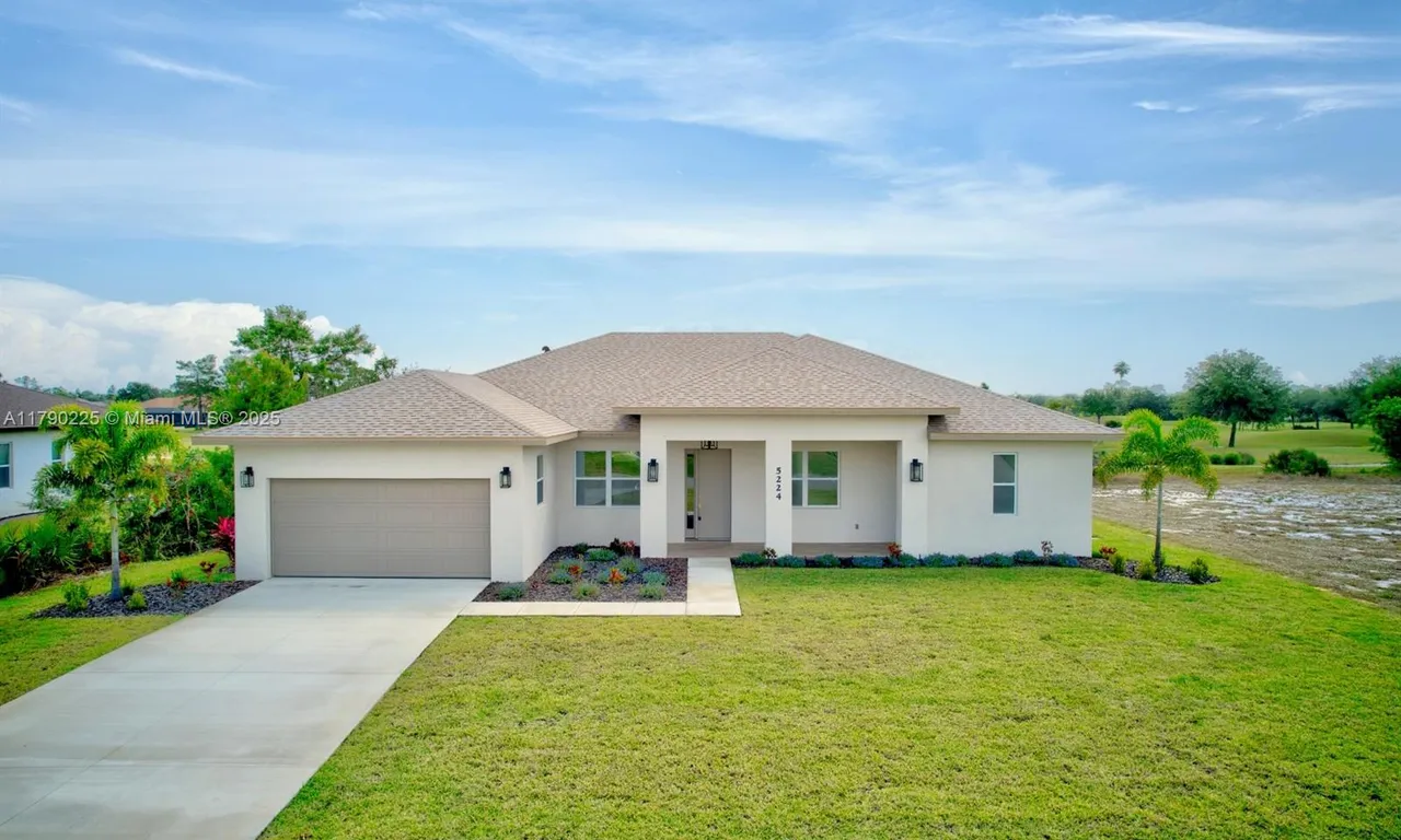 5224 Columbus Blvd, Sebring FL 33872