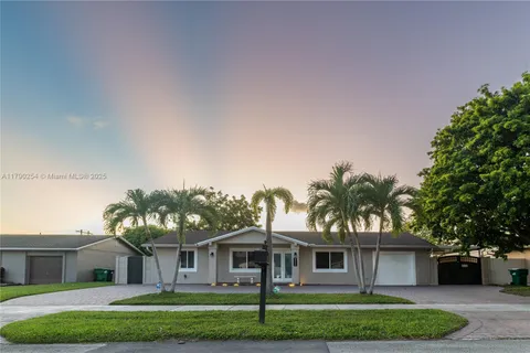 4246 SW 134th Pl # 4246, Miami FL 33175