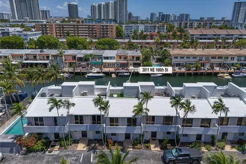 3811 NE 166th St # 3, North Miami Beach FL 33160