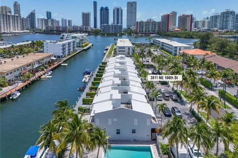 3811 NE 166th St # 3, North Miami Beach FL 33160