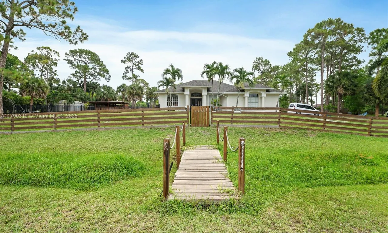 6152 N 120th Ave N, West Palm Beach FL 33412