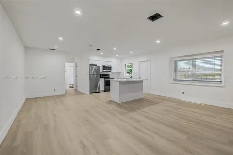 1621 NW 8th Ave # 1621, Fort Lauderdale FL 33311