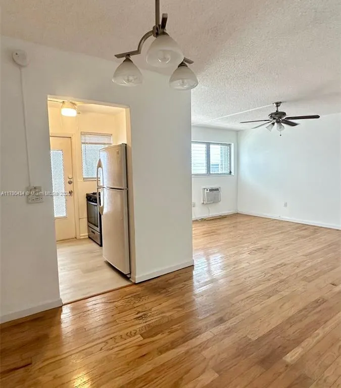 1231 Pennsylvania Ave # 8, Miami Beach FL 33139