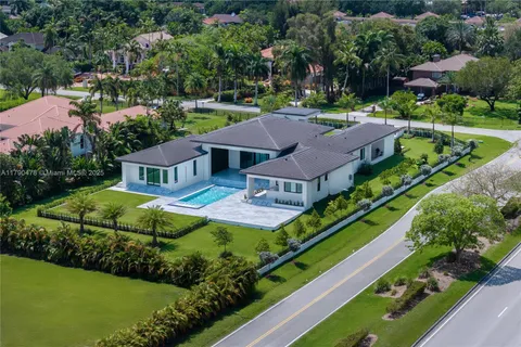12331 SW 2nd St, Plantation FL 33325