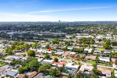 4309 Jackson St, Hollywood FL 33021