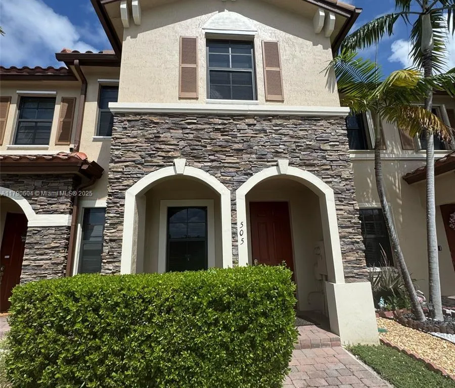 505 SE 32nd Ter, Homestead FL 33033