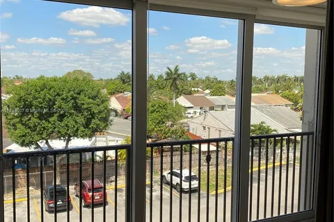 9411 SW 4th St # 404, Miami FL 33174
