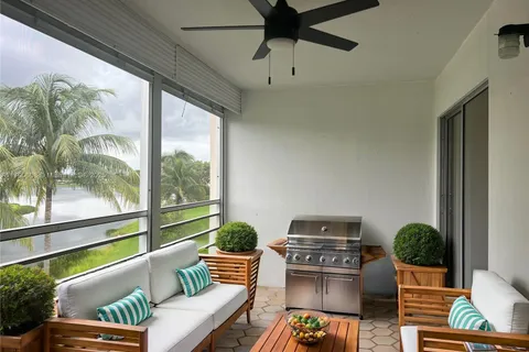 3089 E Yarmouth  E # 3089, Boca Raton FL 33434