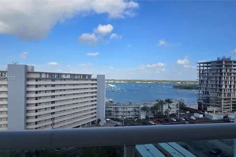 7900 Harbor Island Dr # 1024, North Bay Village FL 33141