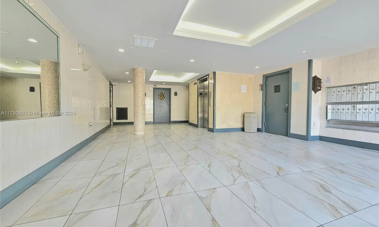 1250 NE 125th St # 310C, North Miami FL 33161