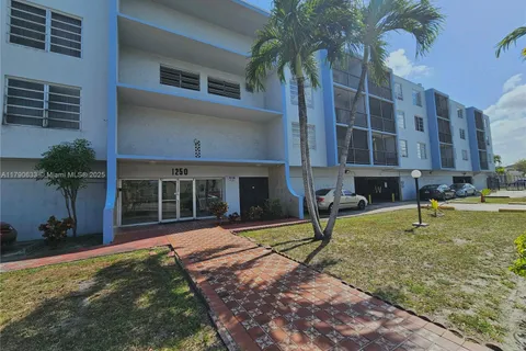 1250 NE 125th St # 310C, North Miami FL 33161