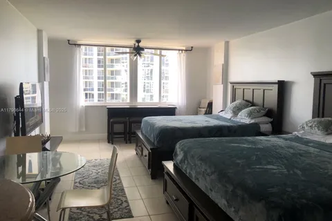 19201 Collins Ave # 622, Sunny Isles Beach FL 33160