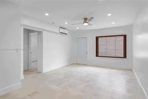 551 NE 26th St, Wilton Manors FL 33305