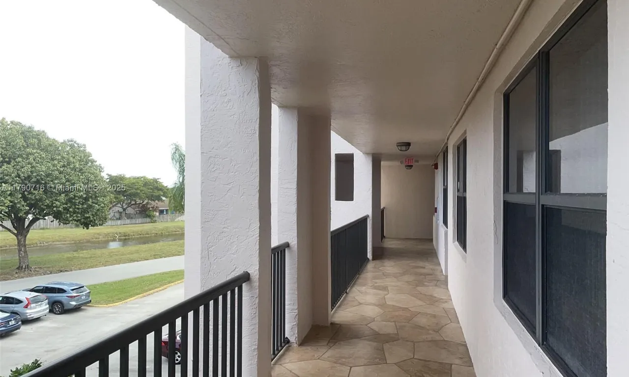 10360 NW 30th Ct # 303, Sunrise FL 33322
