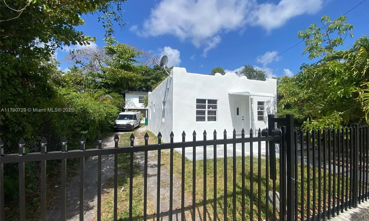 5028 NW 3rd Ave, Miami FL 33127