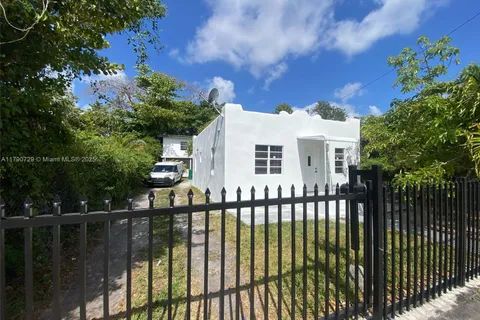 5028 NW 3rd Ave, Miami FL 33127