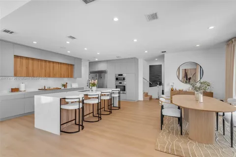 1509 SW 15th St, Miami FL 33145