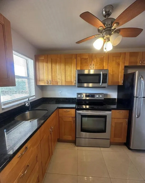 8400 Sunrise Lakes Blvd # 310, Sunrise FL 33322