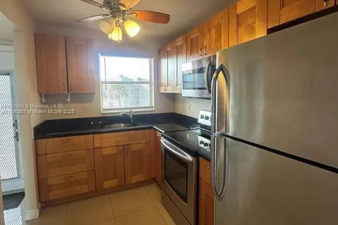 8400 Sunrise Lakes Blvd # 310, Sunrise FL 33322
