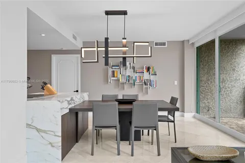 3400 SW 27th Ave # 201, Miami FL 33133