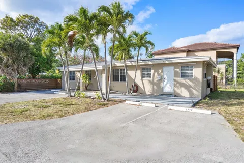 901 NE 16th St, Fort Lauderdale FL 33304