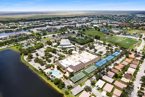 9585 N Belfort Cir # 308, Tamarac FL 33321