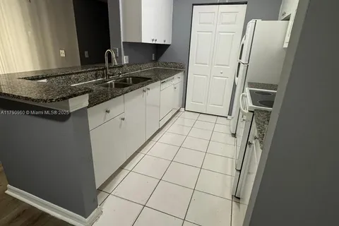 2451 Centergate Dr # 202, Miramar FL 33025