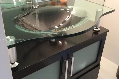 100 Lincoln Rd # 1214A, Miami Beach FL 33139