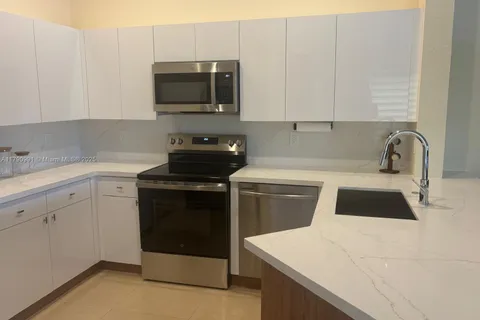 1314 Canary Island Dr # 1314, Weston FL 33327