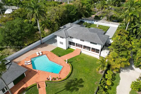 12040 SW 43rd St, Miami FL 33175