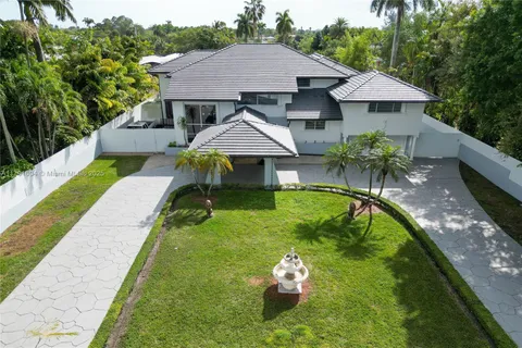 12040 SW 43rd St, Miami FL 33175