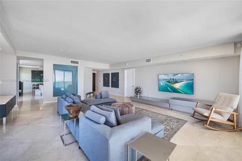 1331 Brickell Bay Dr # 3711, Miami FL 33131