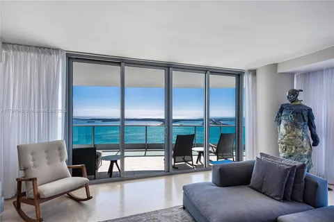 1331 Brickell Bay Dr # 3711, Miami FL 33131