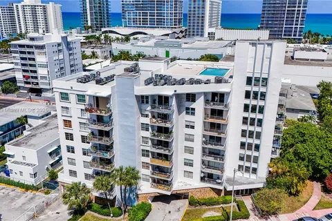 6801 Indian Creek Dr # 602, Miami Beach FL 33141