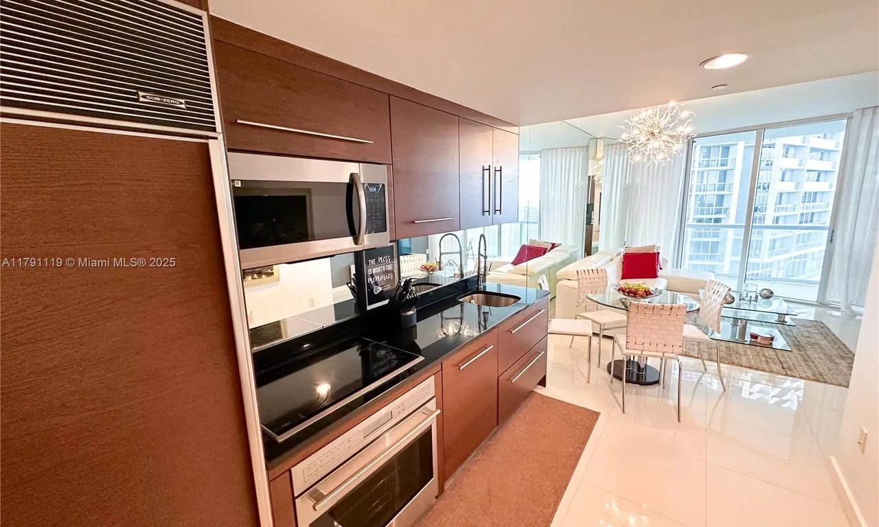 495 Brickell Ave # 4508, Miami FL 33131