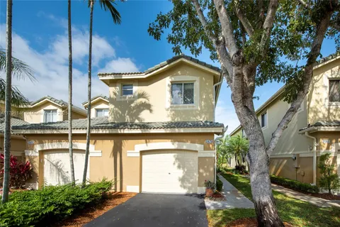 2475 Cordoba Bnd, Weston FL 33327
