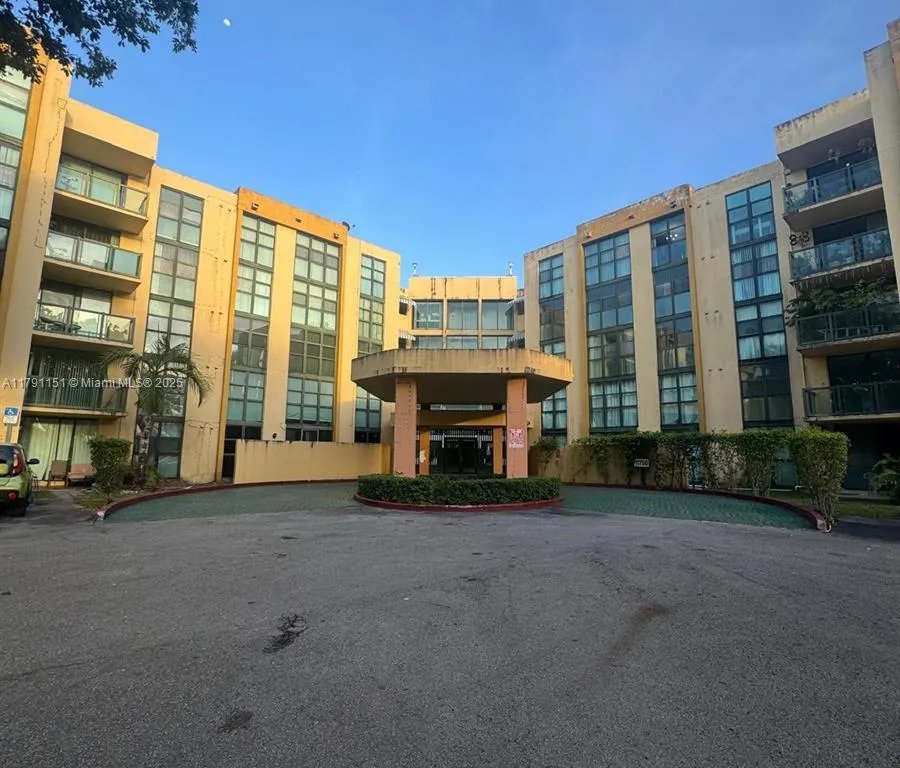 11750 SW 18th St # 1, Miami FL 33175