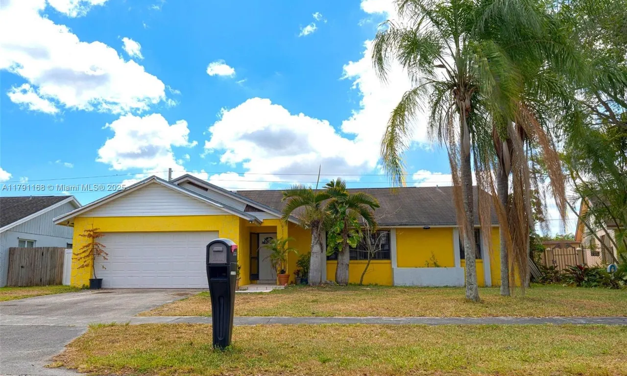 16480 SW 299th Dr, Homestead FL 33033