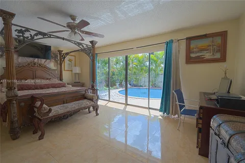 16480 SW 299th Dr, Homestead FL 33033
