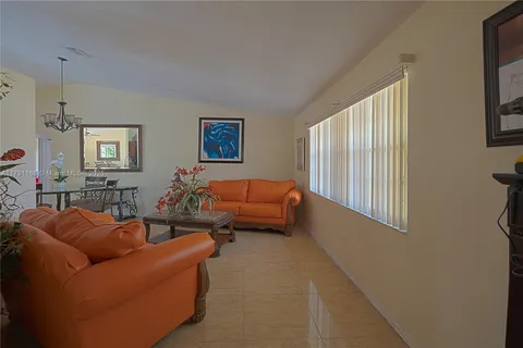 16480 SW 299th Dr, Homestead FL 33033
