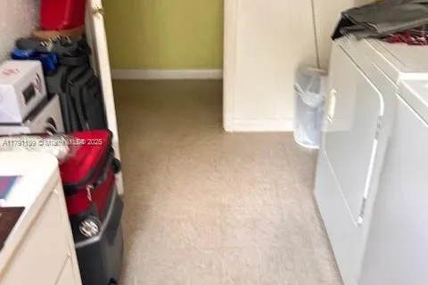 6001 SW 66th St, South Miami FL 33143