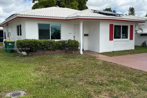 6807 NW 75th St, Tamarac FL 33321