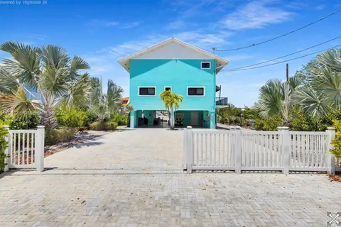 26 Corrine Pl, Key Largo FL 33037