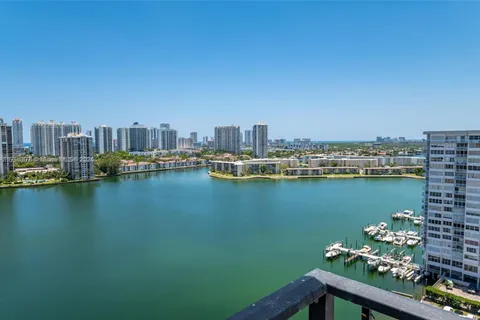 2780 NE 183rd St # 2106, Aventura FL 33160