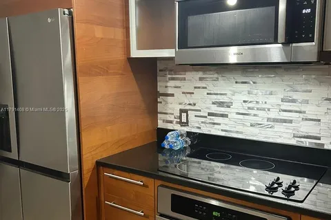 1900 N Bayshore Dr # 4407, Miami FL 33132