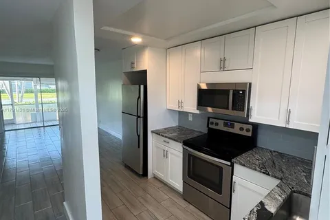 9851 Sandalfoot Blvd # 208, Boca Raton FL 33428